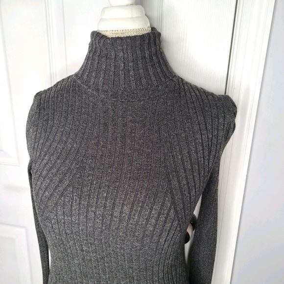 Zara Dark Grey turtle neck long sleeve - Picture 4 of 9